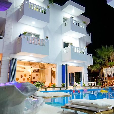 קסאמיל Relax Hotel מראה חיצוני תמונה